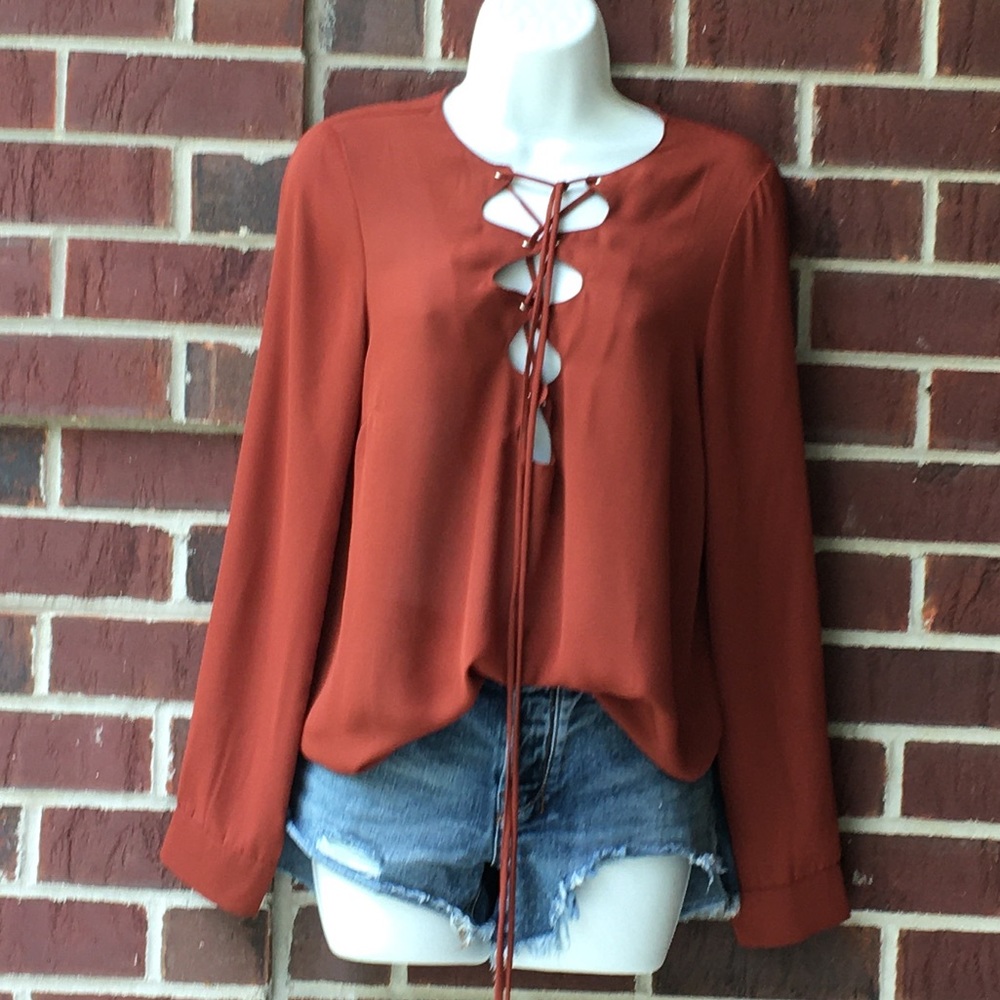 Timing Rust Color Long Sleeve Top With Keyholes - image 3